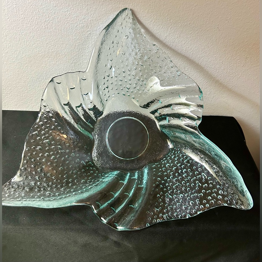 Vintage, Roccia, recycled green, glass art dish/bowl. Green 11”